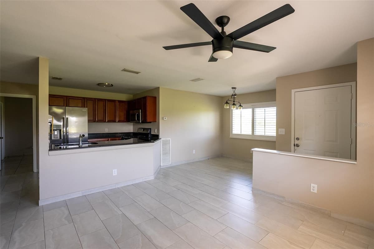 5203 WATERVIEW WAY — photo 6 of 15