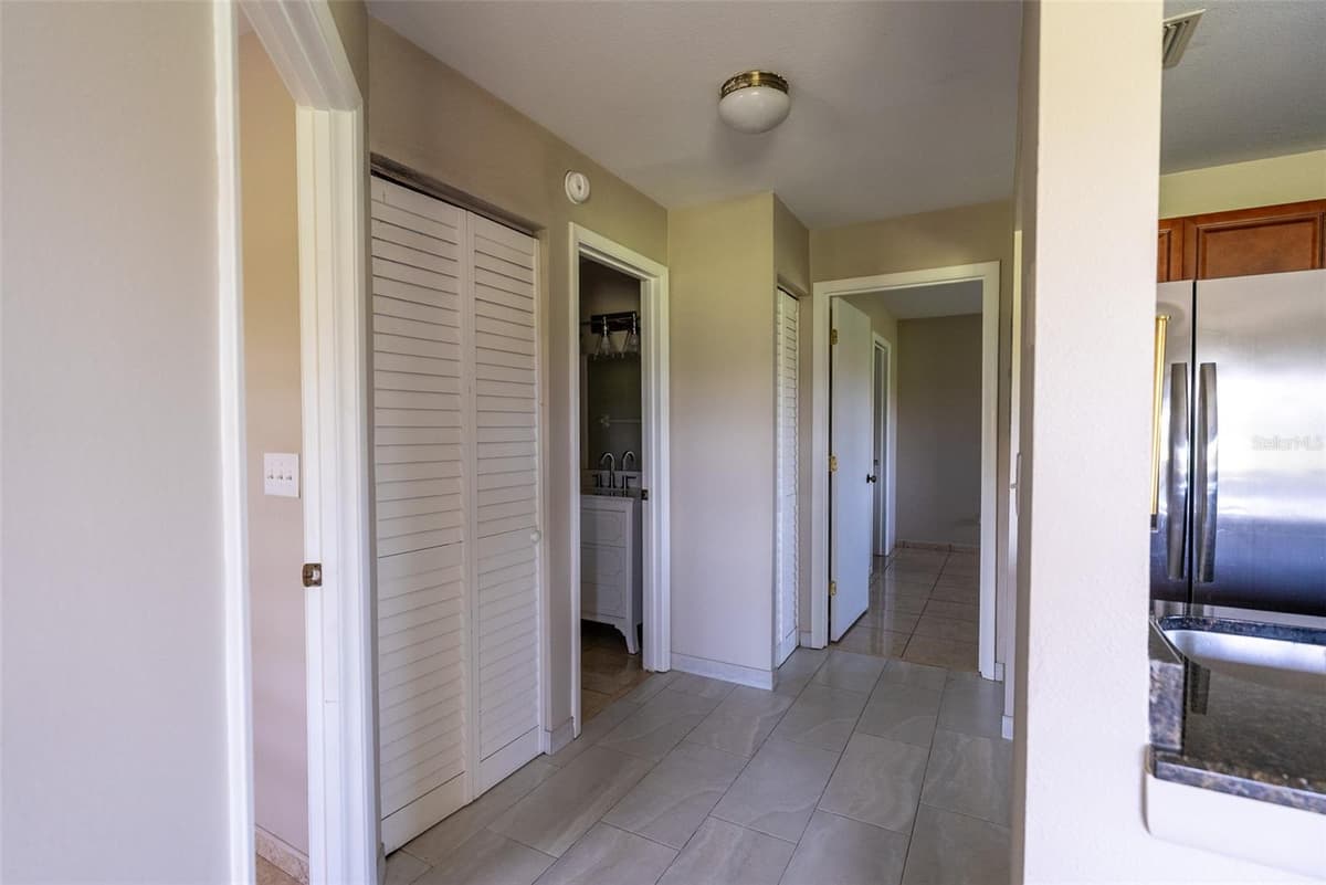 5203 WATERVIEW WAY — photo 9 of 15
