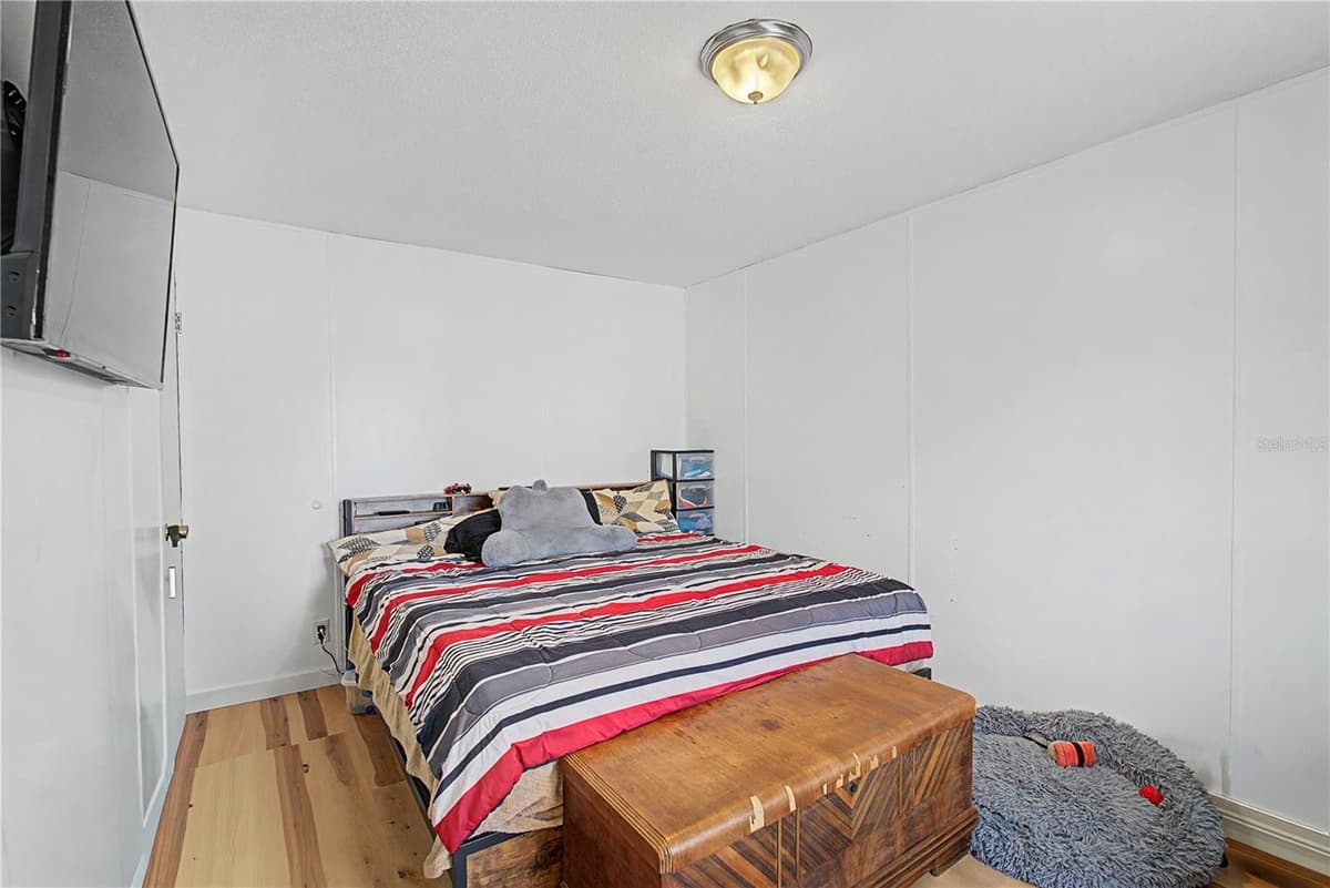 935 CRYSTAL GROVE POINT — photo 16 of 24