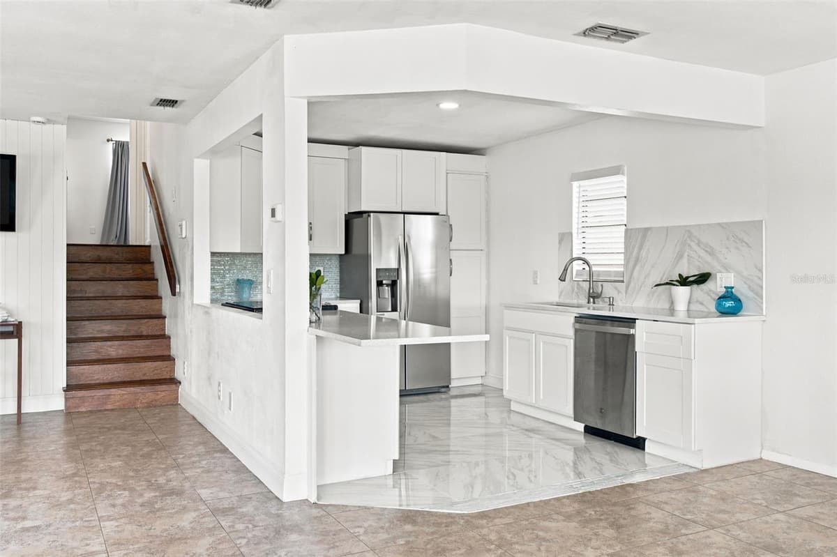 3250 ROSE ARBOR DRIVE — photo 11 of 59