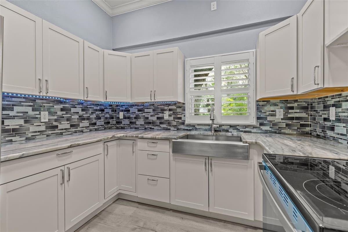 190 OSOWAW BOULEVARD — photo 20 of 55