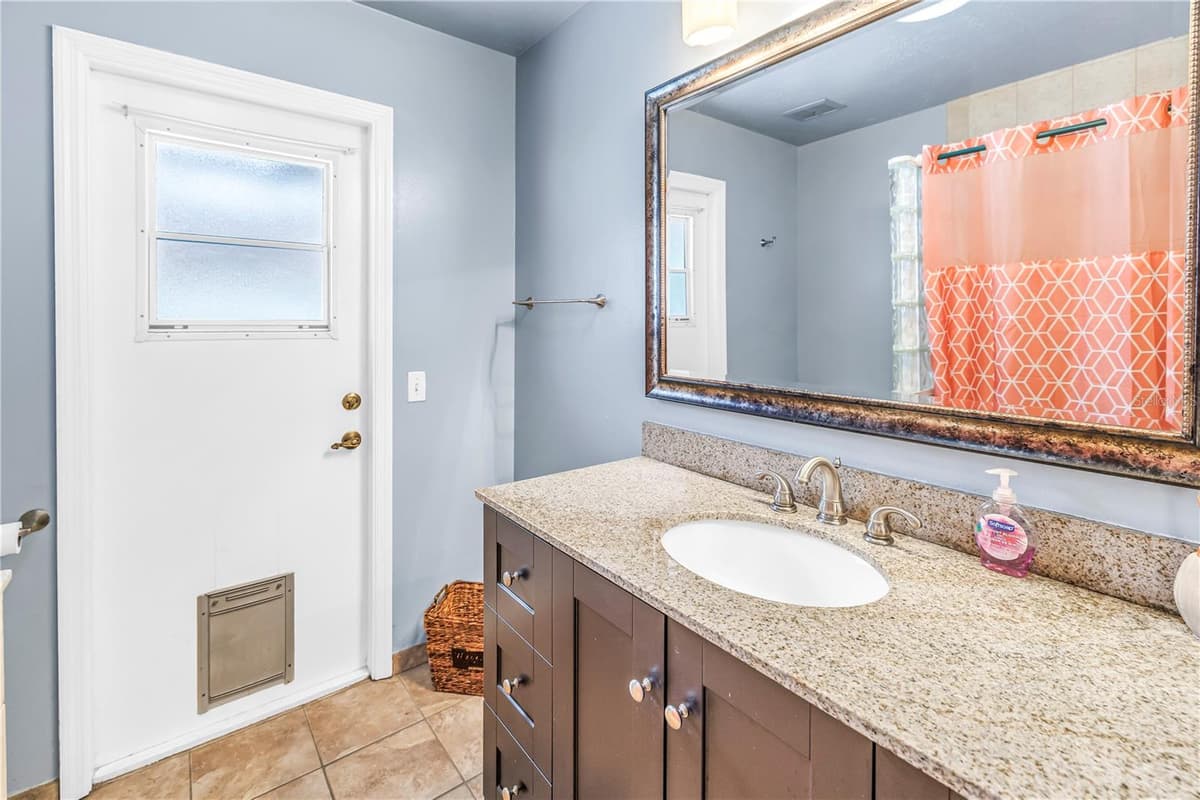 9212 RUSTIC PINES BOULEVARD — photo 18 of 31