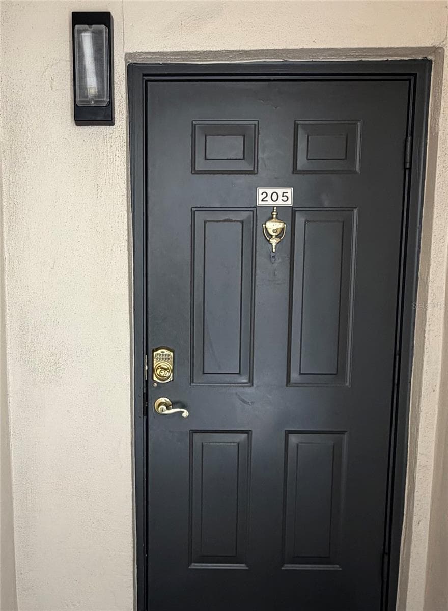 909 WATERSIDE LANE — photo 27 of 37