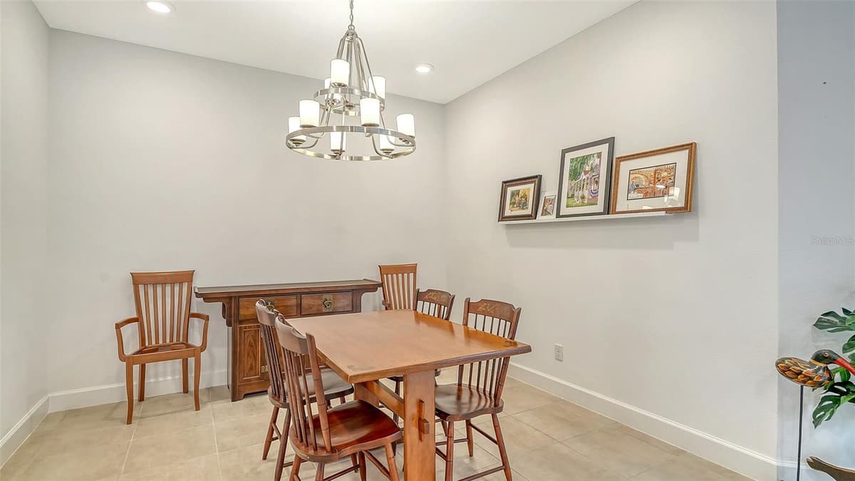 6223 PLATEAU COURT — photo 15 of 87