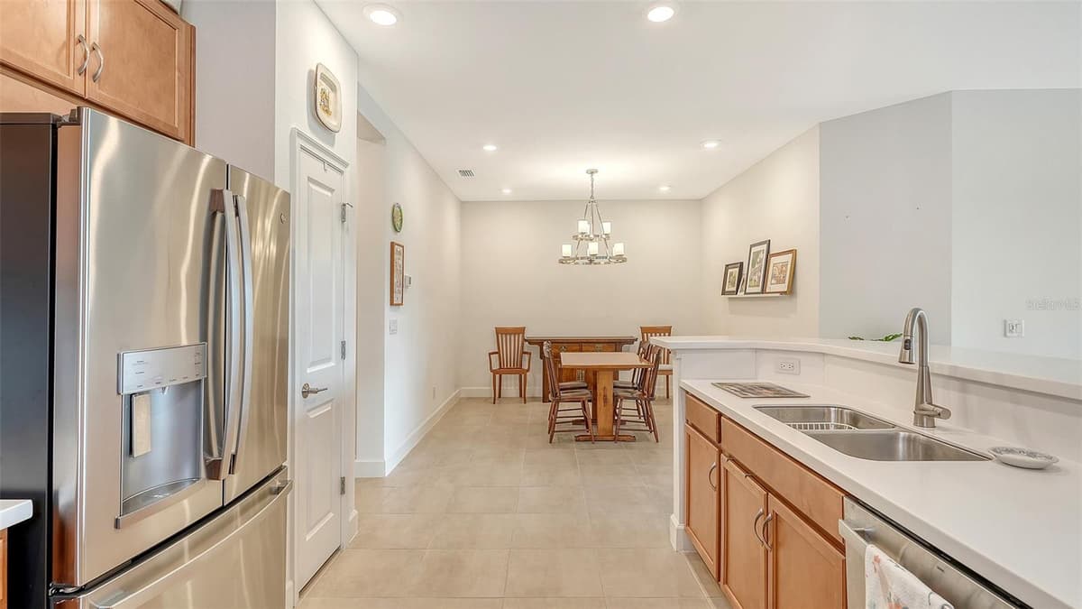 6223 PLATEAU COURT — photo 14 of 87