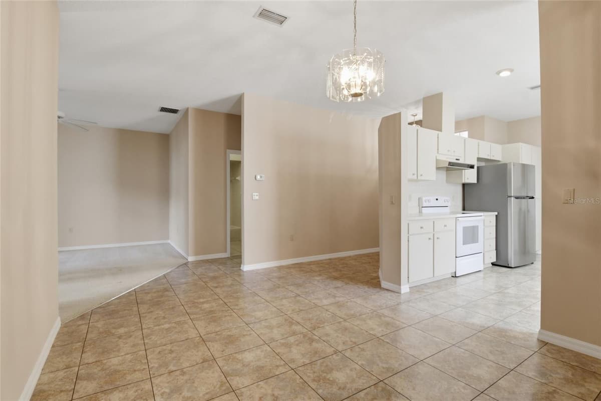 6700 KINGSBURY LANE — photo 5 of 25