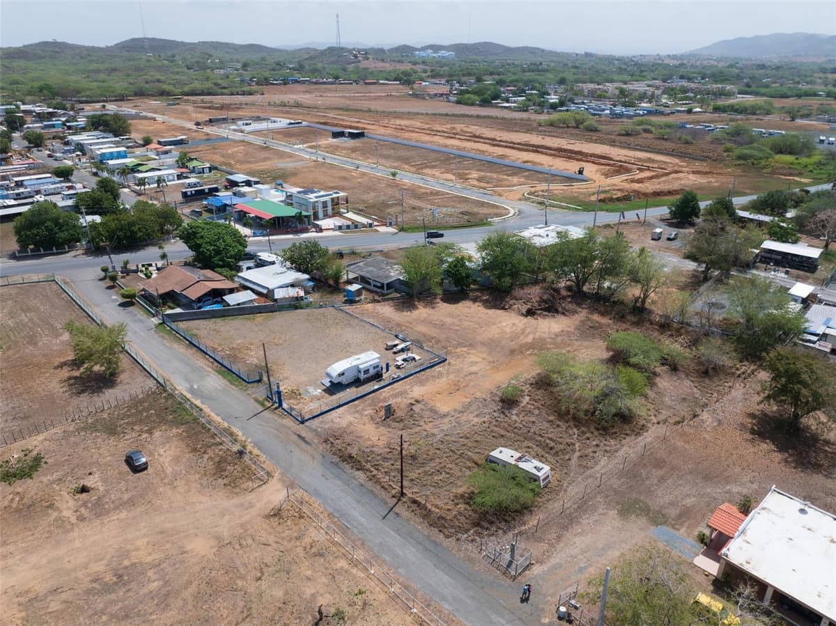 SR 3301 km 0.5 BO BOQUERON EL COMBATE WARD — photo 12 of 43