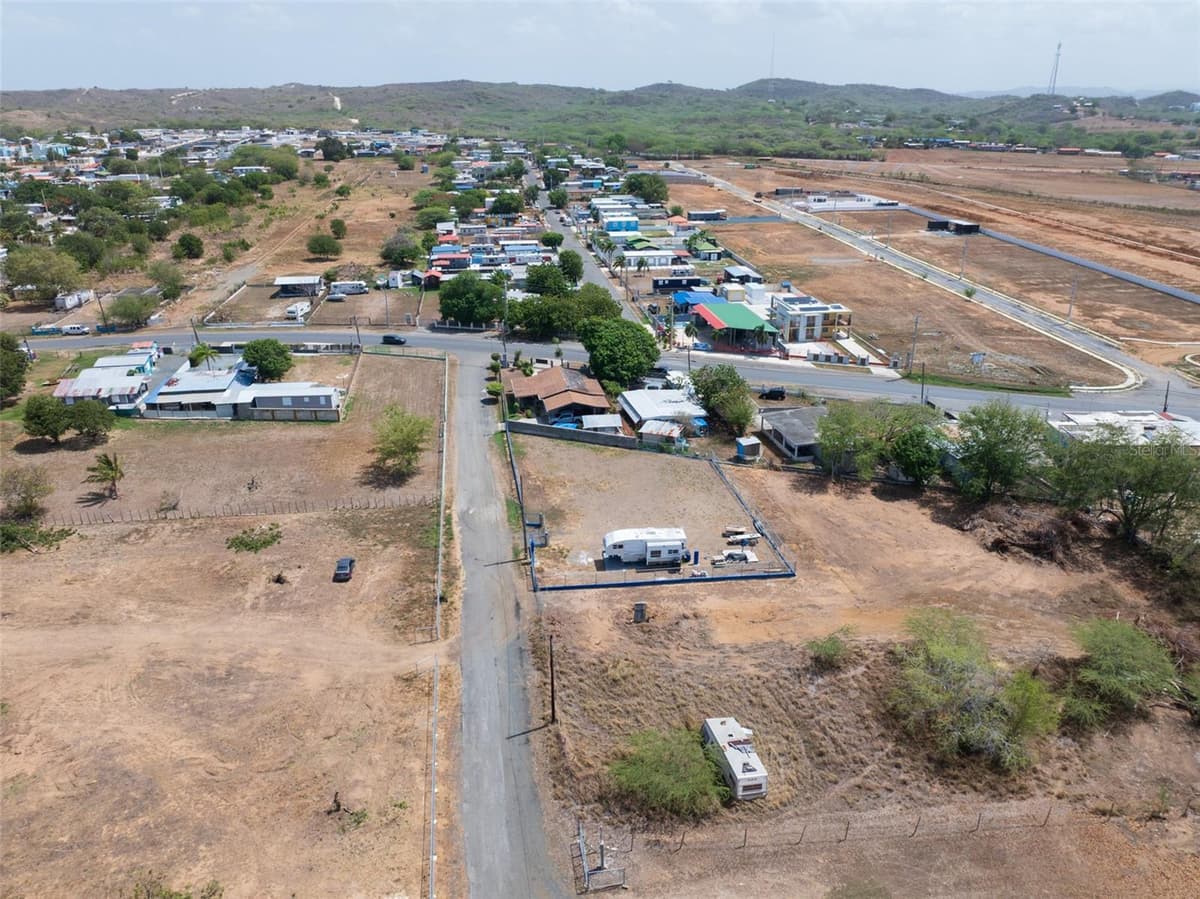SR 3301 km 0.5 BO BOQUERON EL COMBATE WARD — photo 21 of 43