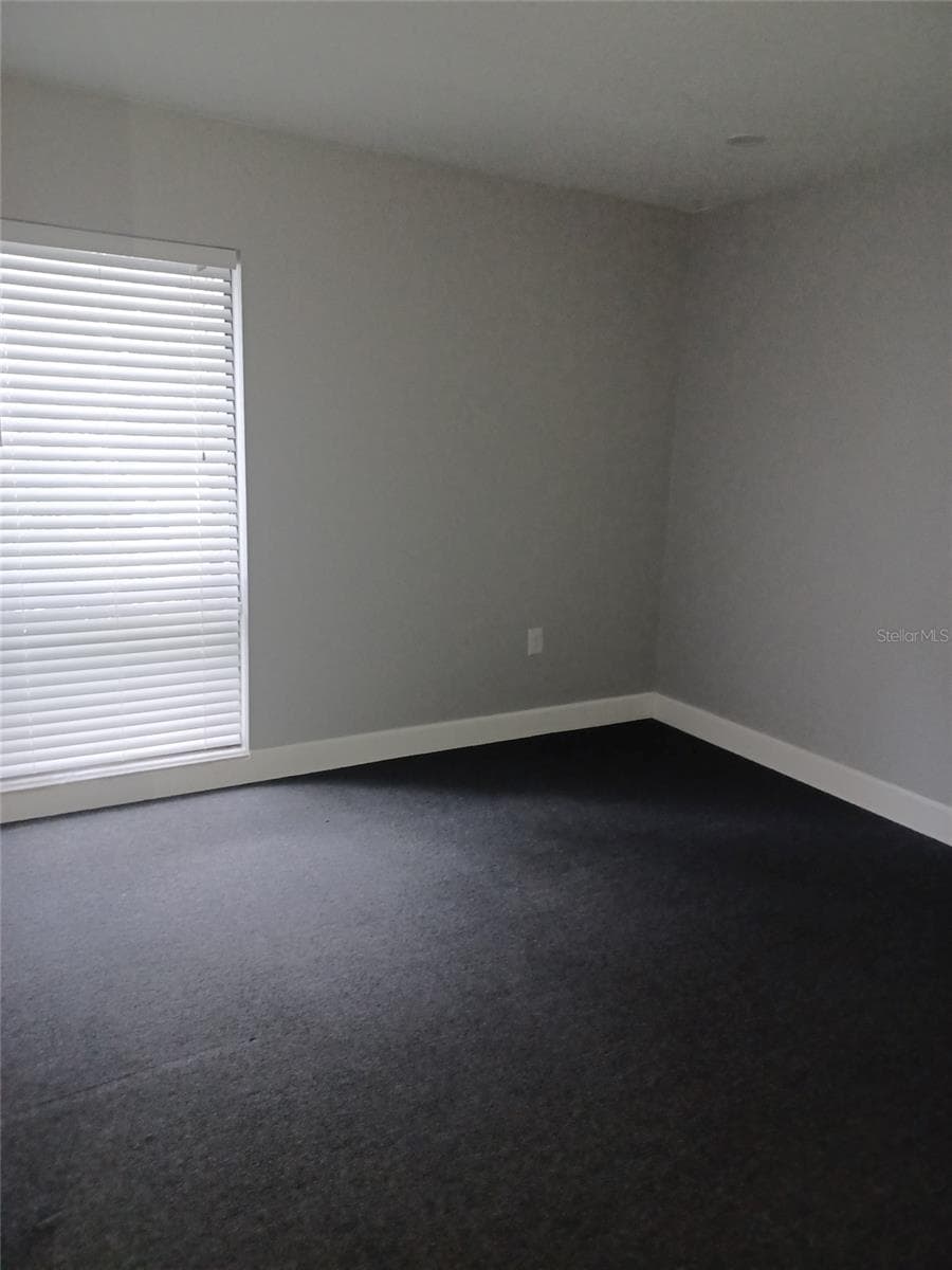 13304 WINDING OAK COURT — photo 9 of 12