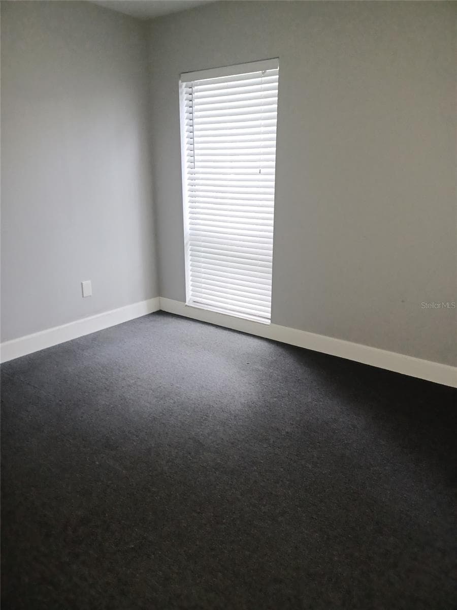 13304 WINDING OAK COURT — photo 10 of 12