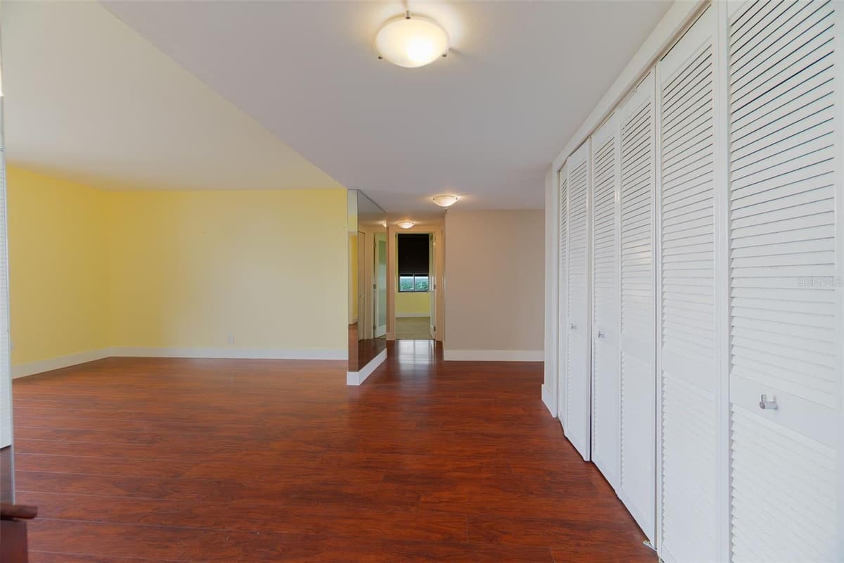 2480 PRESIDENTIAL WAY — photo 24 of 55