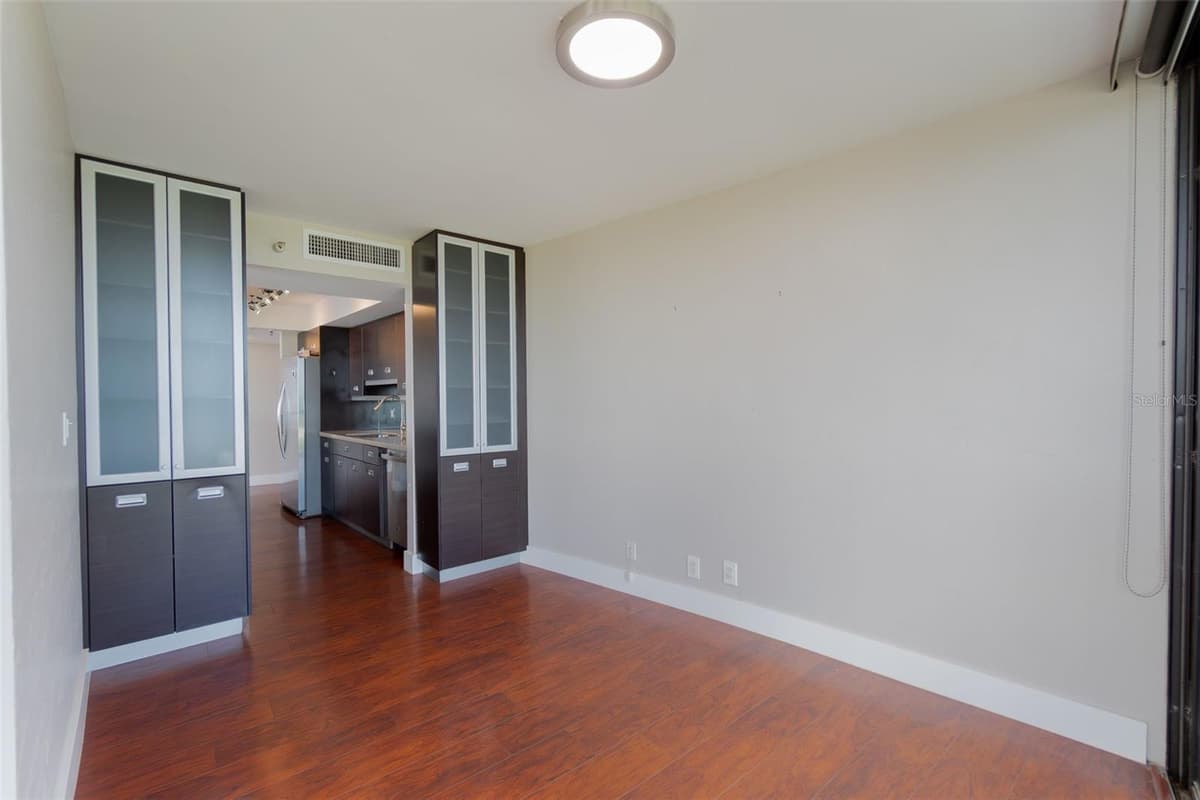 2480 PRESIDENTIAL WAY — photo 10 of 55
