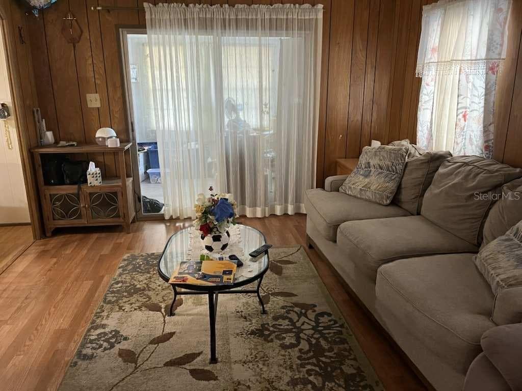 2044 HOYLE DRIVE — photo 9 of 24