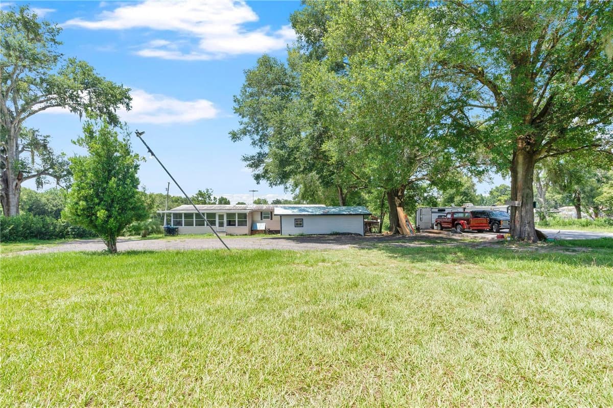 4850 PONKAN ROAD — photo 14 of 35