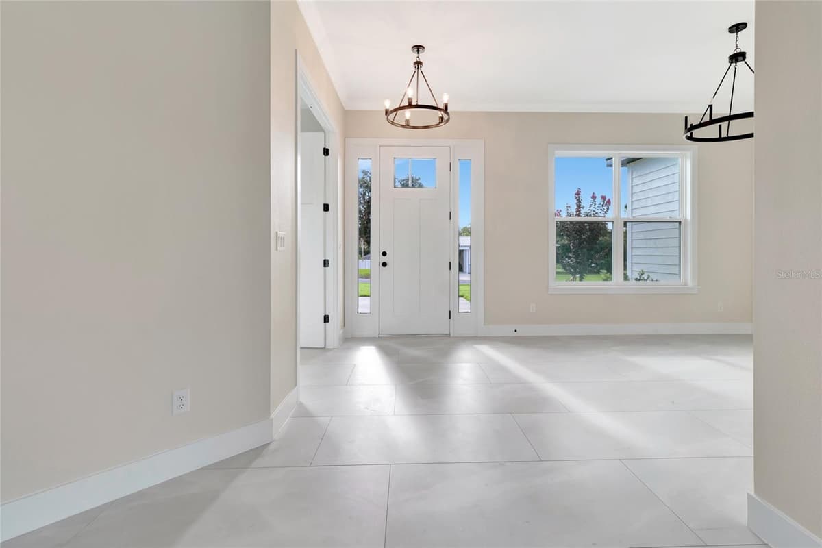 17557 NINTH STREET — photo 14 of 47