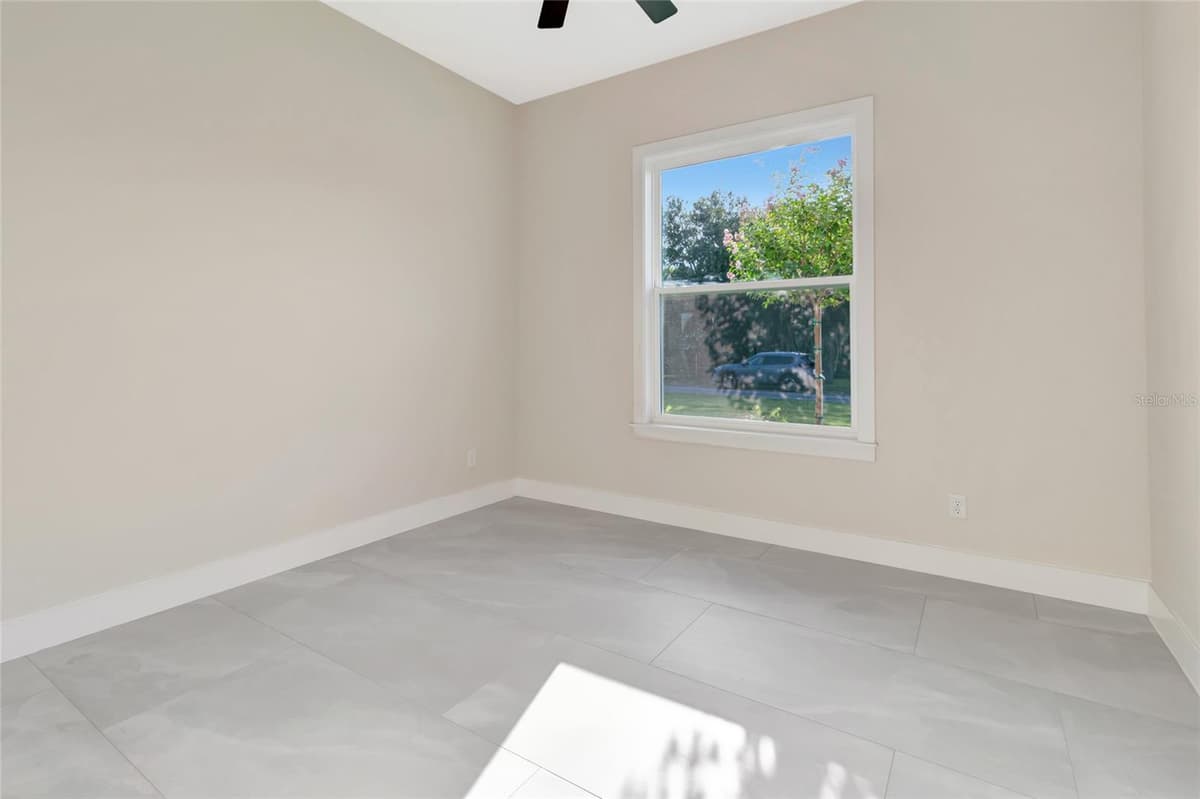 17557 NINTH STREET — photo 26 of 47