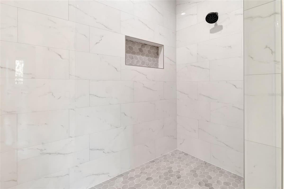 17557 NINTH STREET — photo 18 of 47