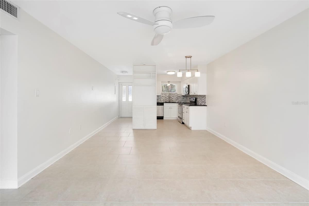 2155 WOOD STREET — photo 8 of 36