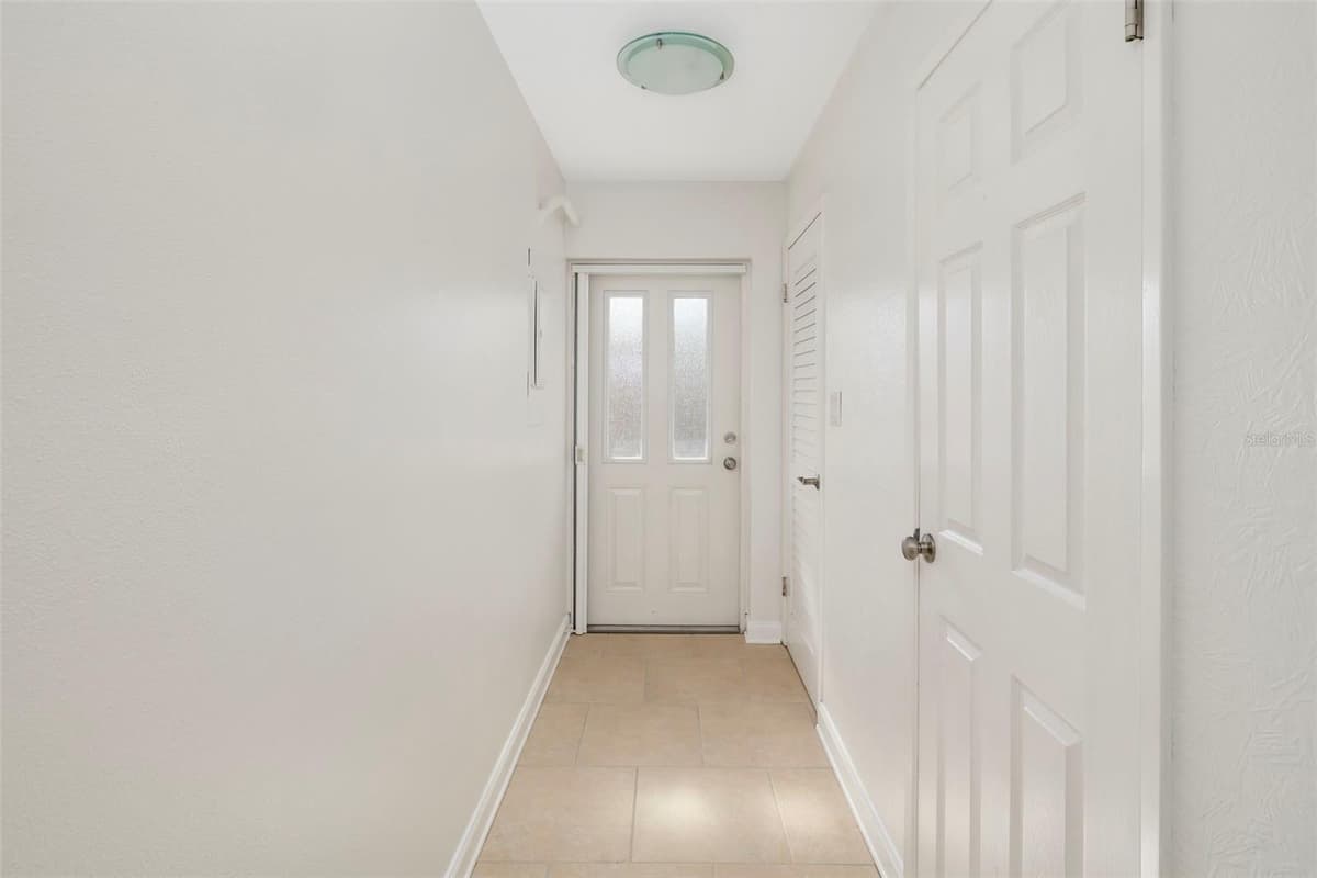 2155 WOOD STREET — photo 2 of 36