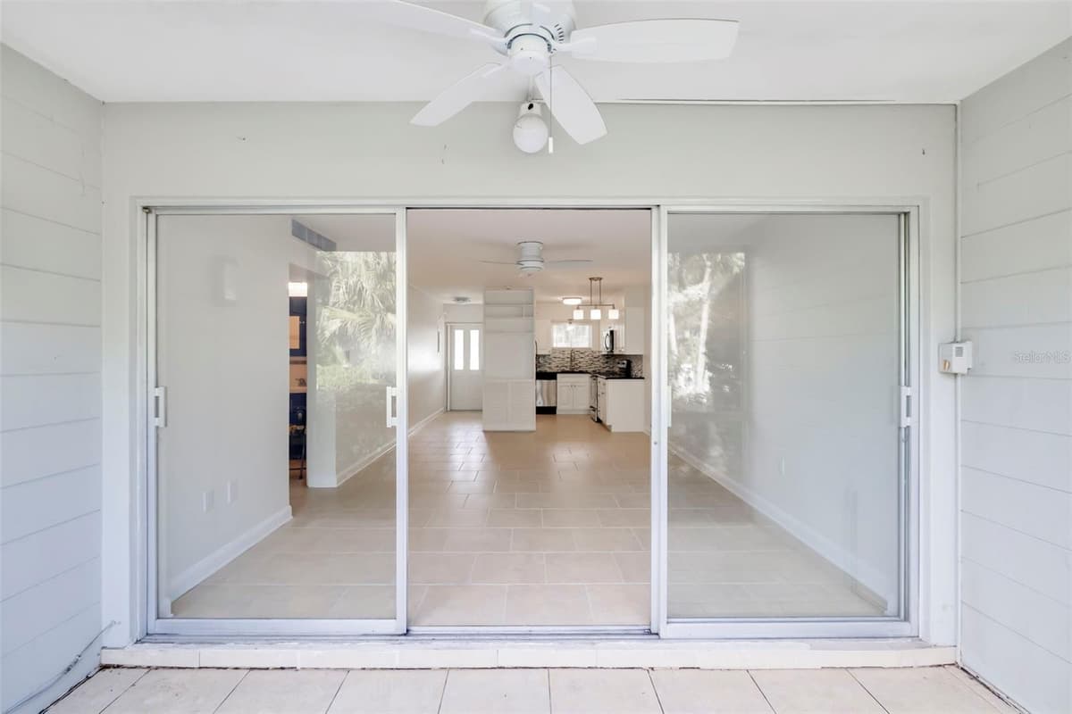 2155 WOOD STREET — photo 19 of 36