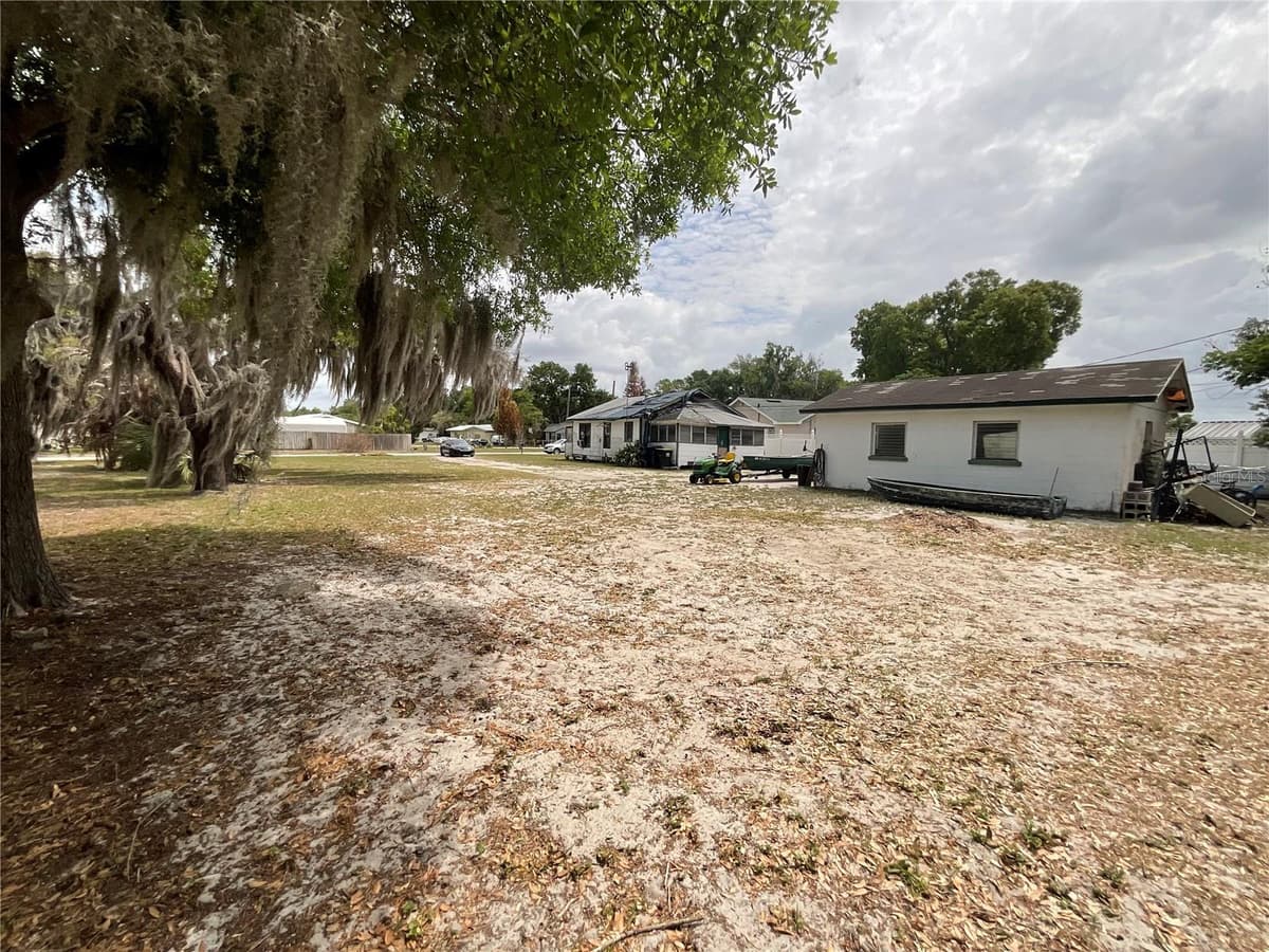 109 PALENCIA ROAD — photo 6 of 10