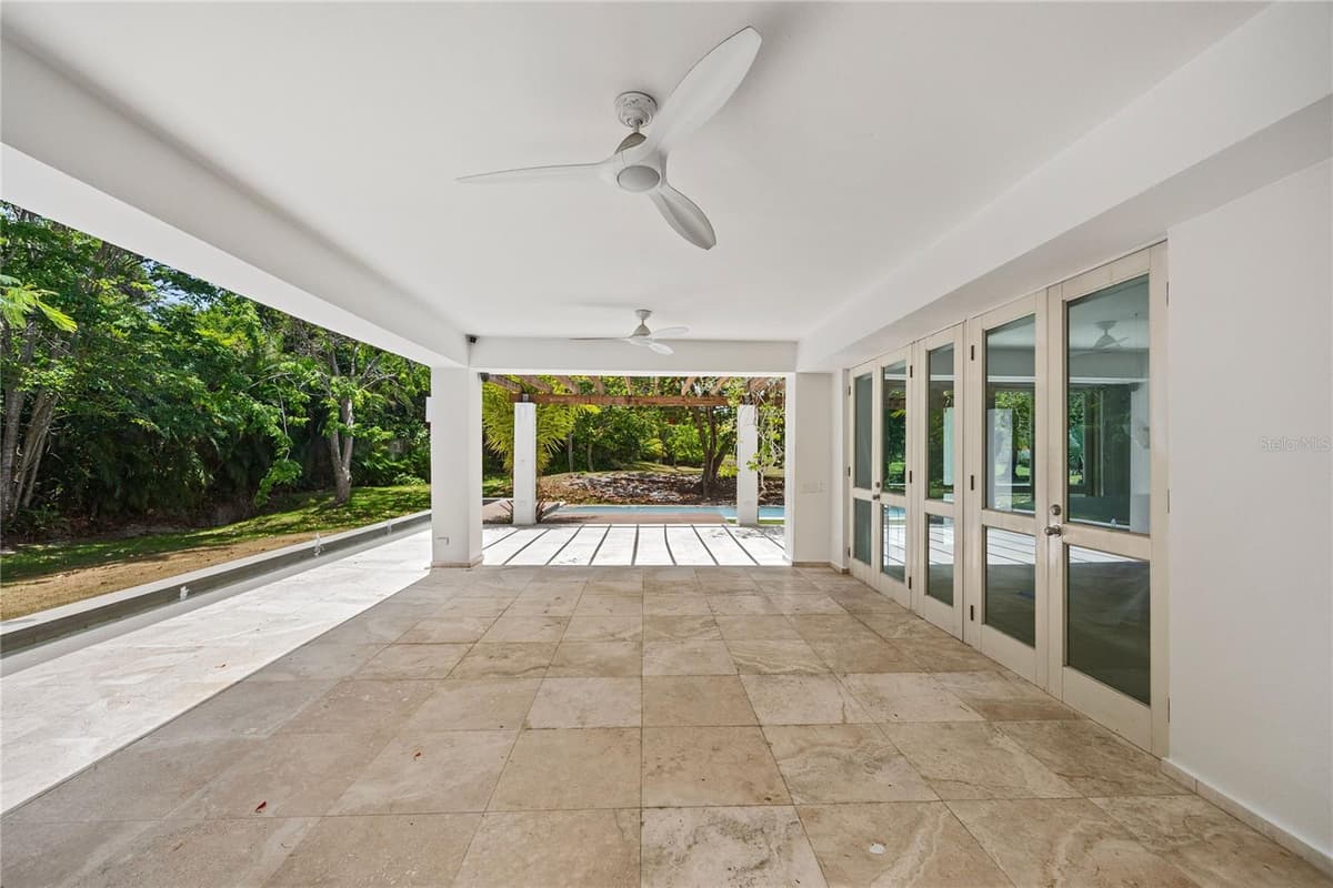 121 DORADO BEACH EAST — photo 9 of 11