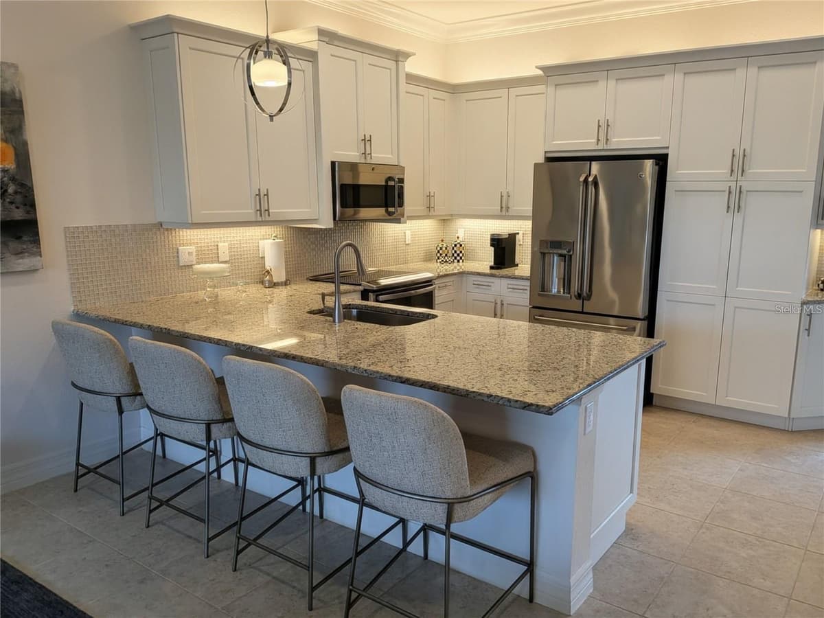 12048 FIVE WATERS CIRCLE — photo 11 of 25