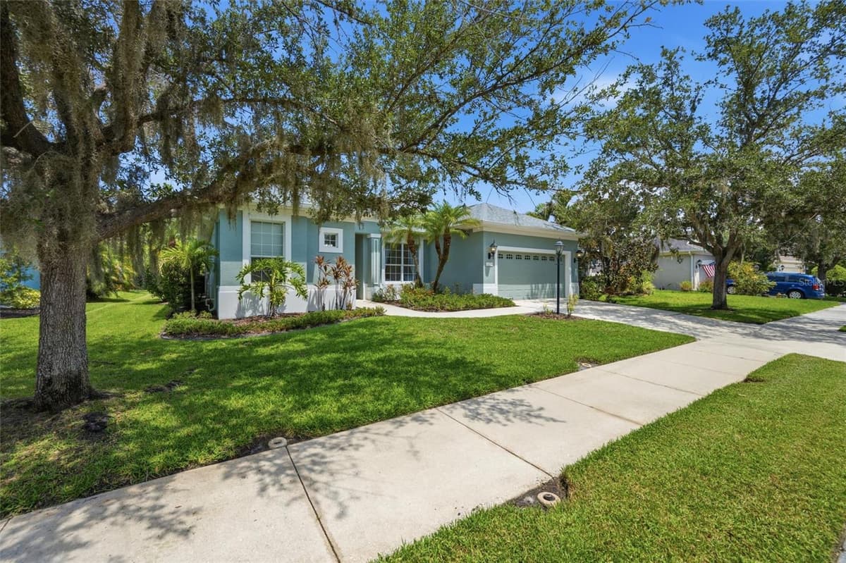 11758 HIDDEN FOREST LOOP — photo 4 of 99