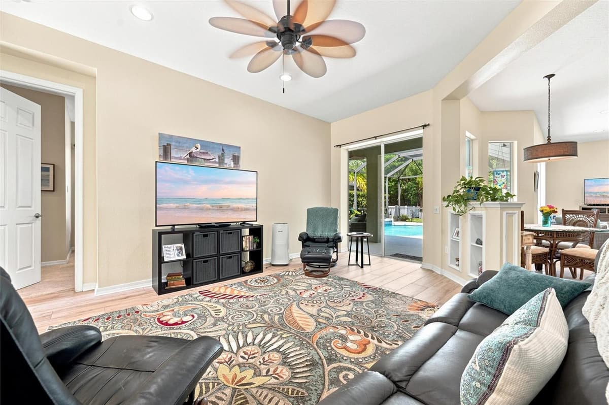 11758 HIDDEN FOREST LOOP — photo 9 of 99