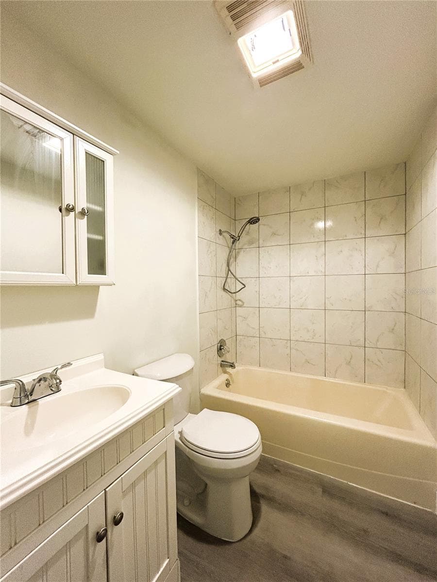2024 DIXIE AVENUE — photo 18 of 32