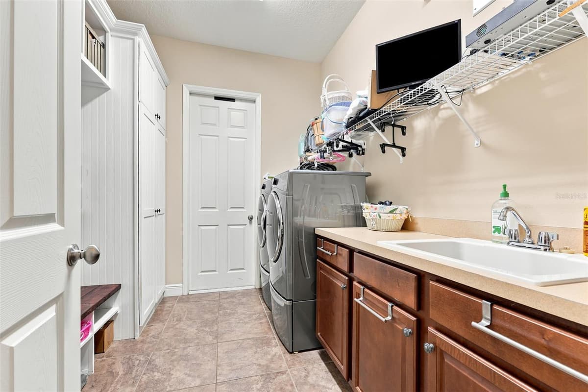 15512 MOSSY RIDGE LANE — photo 39 of 59