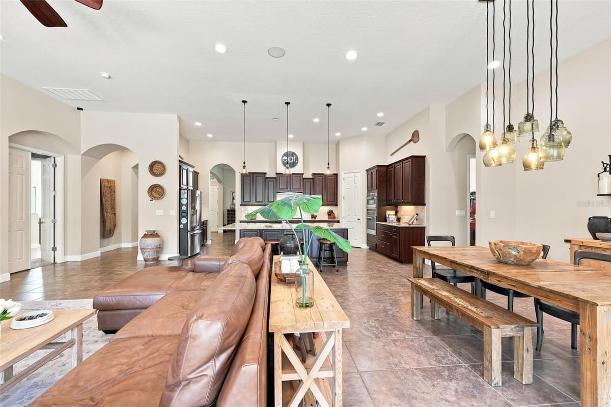 15512 MOSSY RIDGE LANE — photo 9 of 59