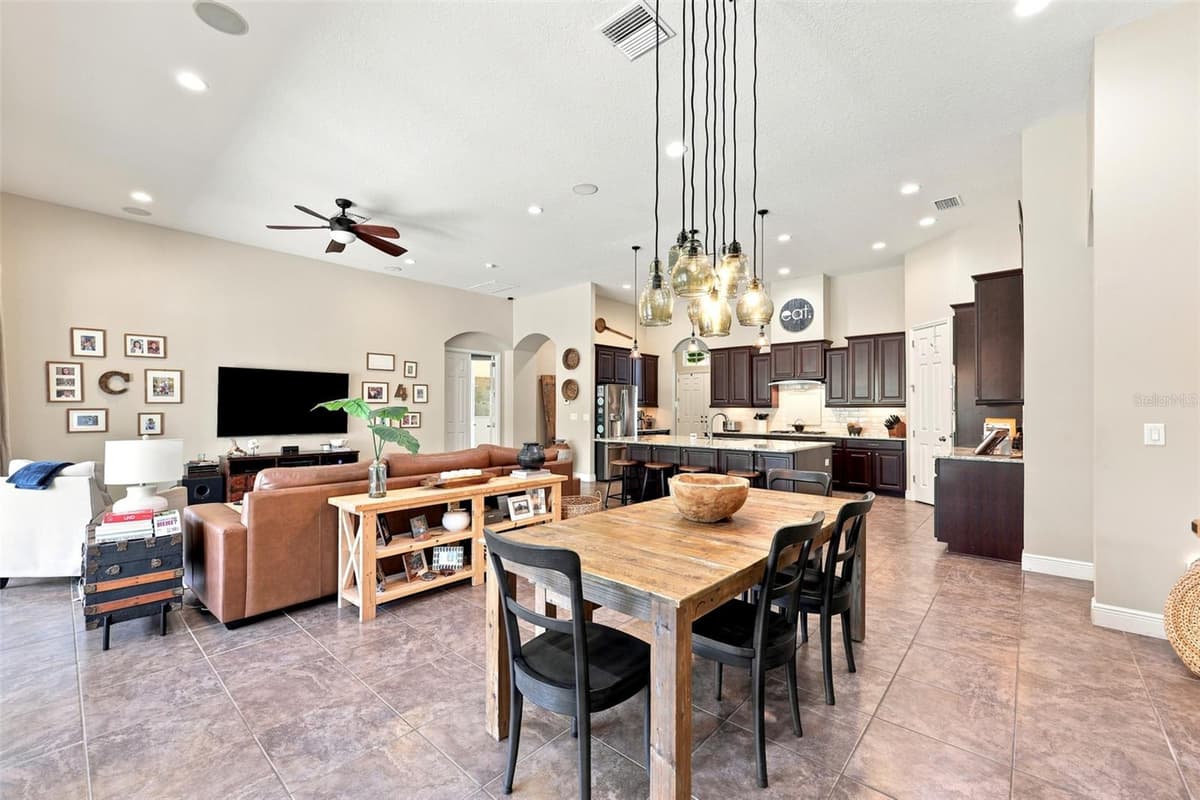 15512 MOSSY RIDGE LANE — photo 7 of 59