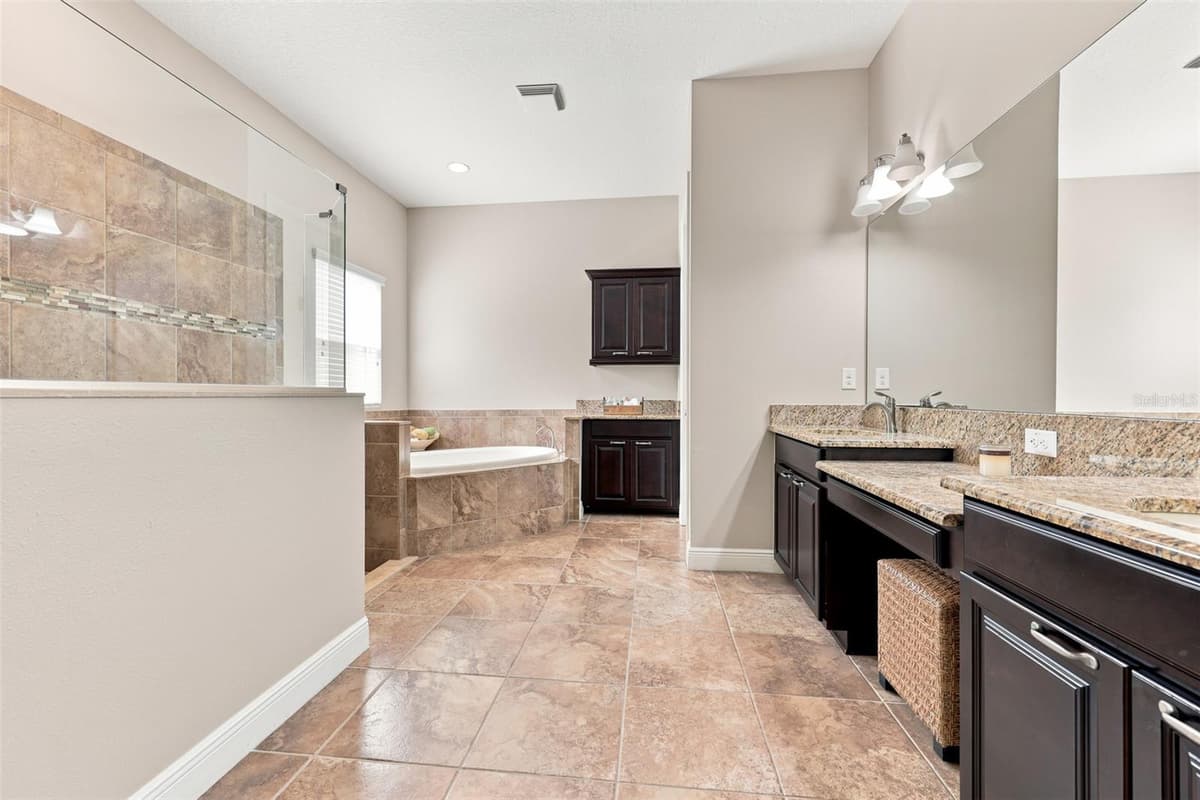 15512 MOSSY RIDGE LANE — photo 29 of 59