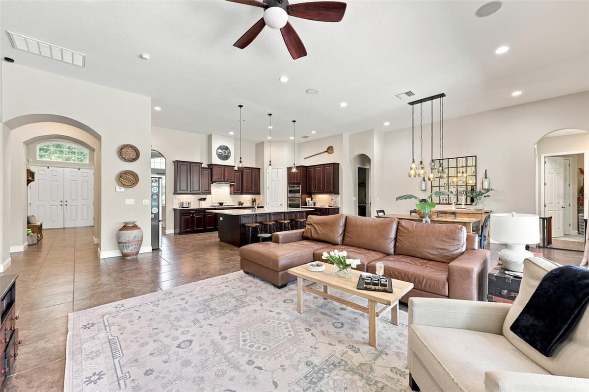 15512 MOSSY RIDGE LANE — photo 4 of 59