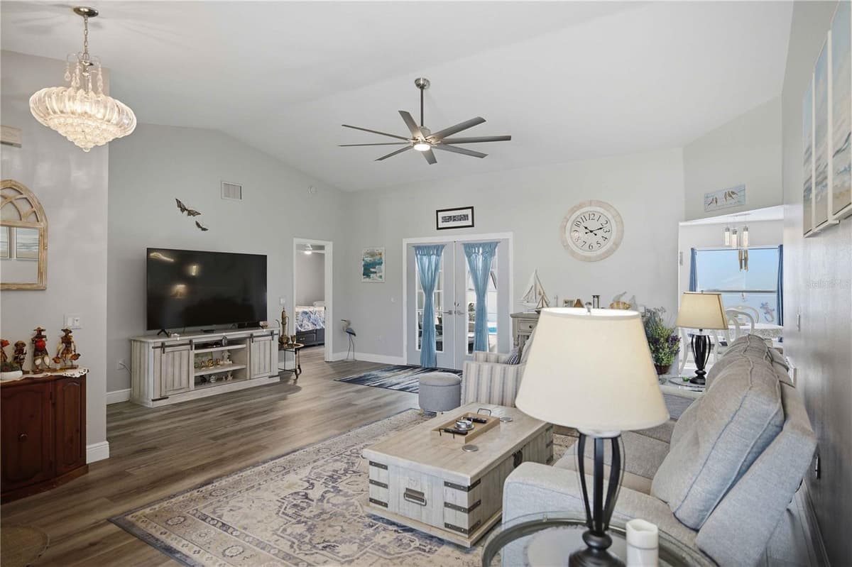 735 STARJASMINE PLACE — photo 18 of 33