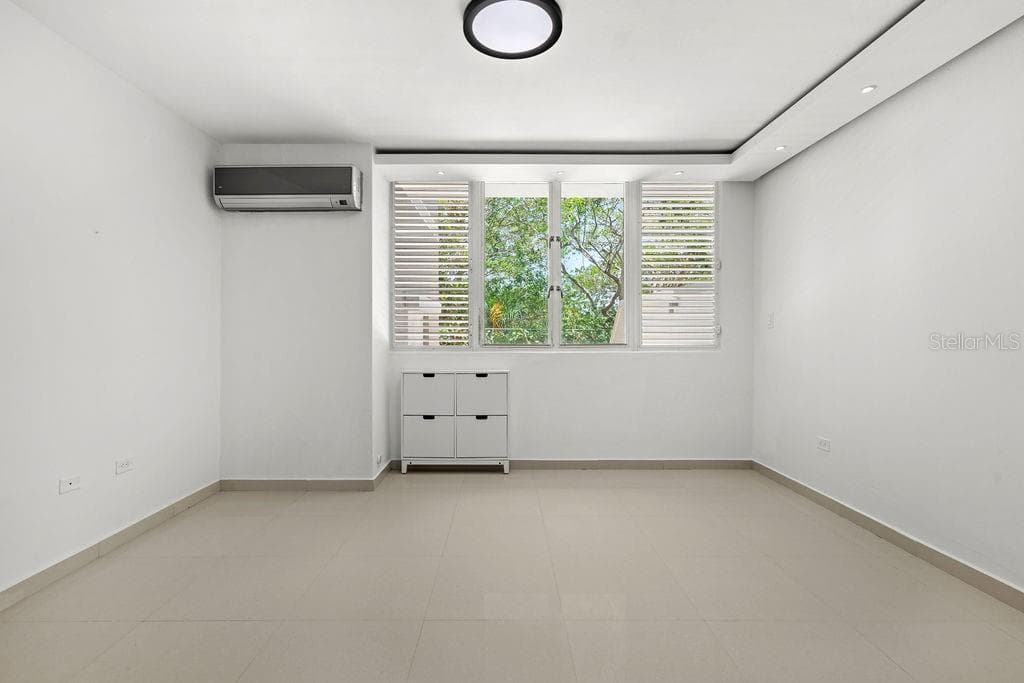 693 PR — photo 9 of 13