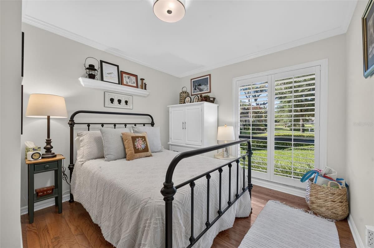 823 WOODS COURT — photo 17 of 38