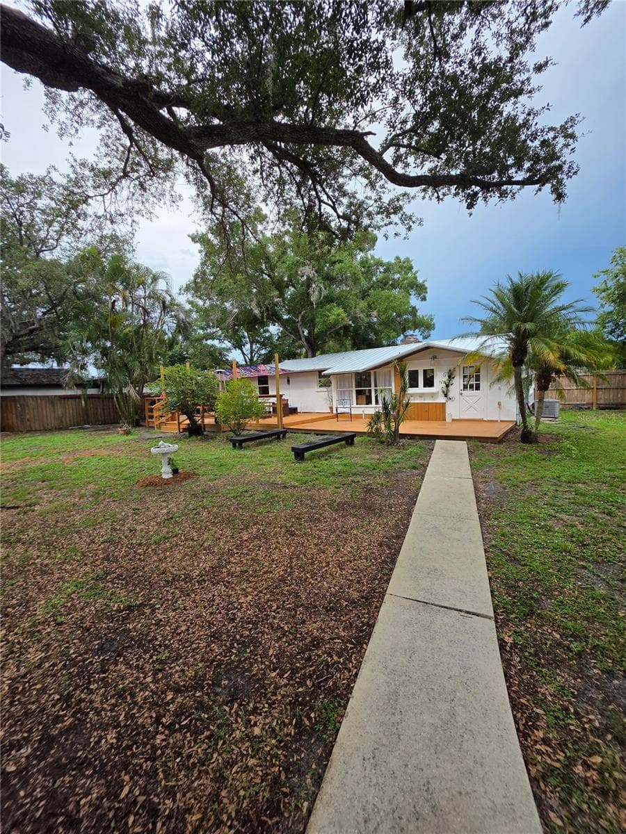 1205 WILLIS AVENUE — photo 65 of 65
