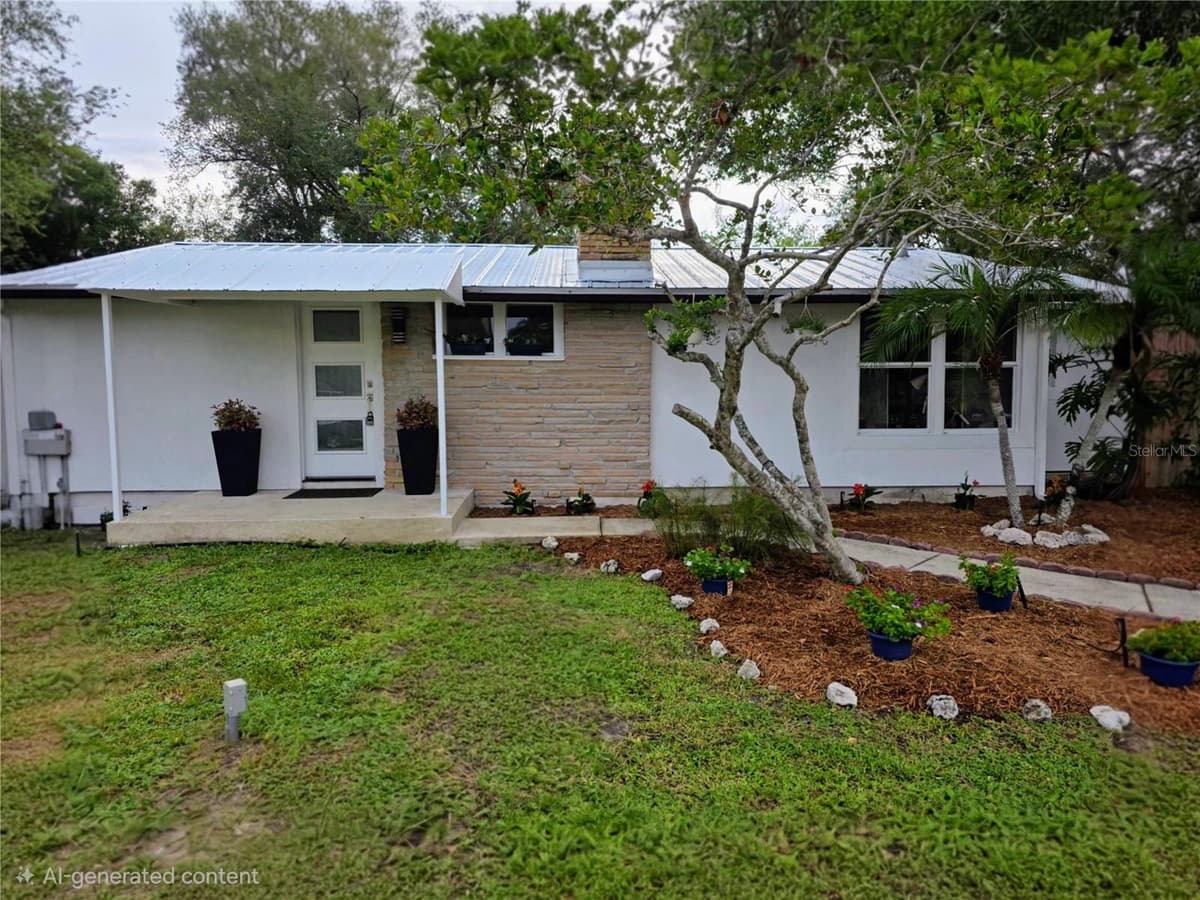 1205 WILLIS AVENUE — photo 1 of 65