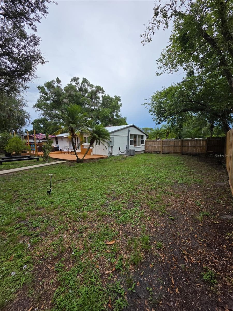 1205 WILLIS AVENUE — photo 55 of 65