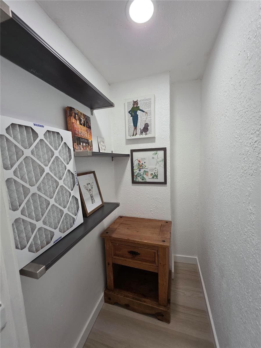 1205 WILLIS AVENUE — photo 46 of 65
