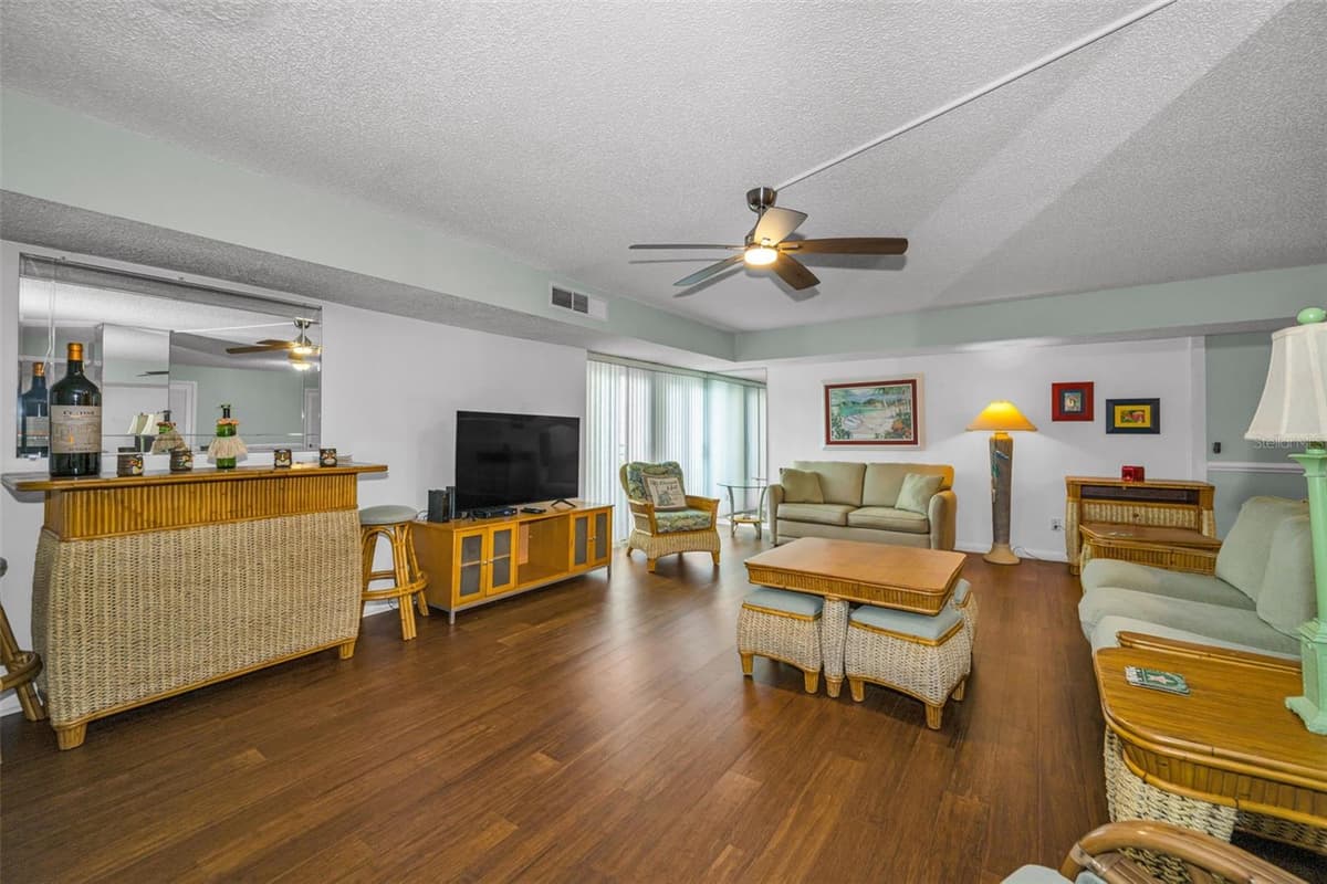 851 BAYWAY BOULEVARD — photo 6 of 77
