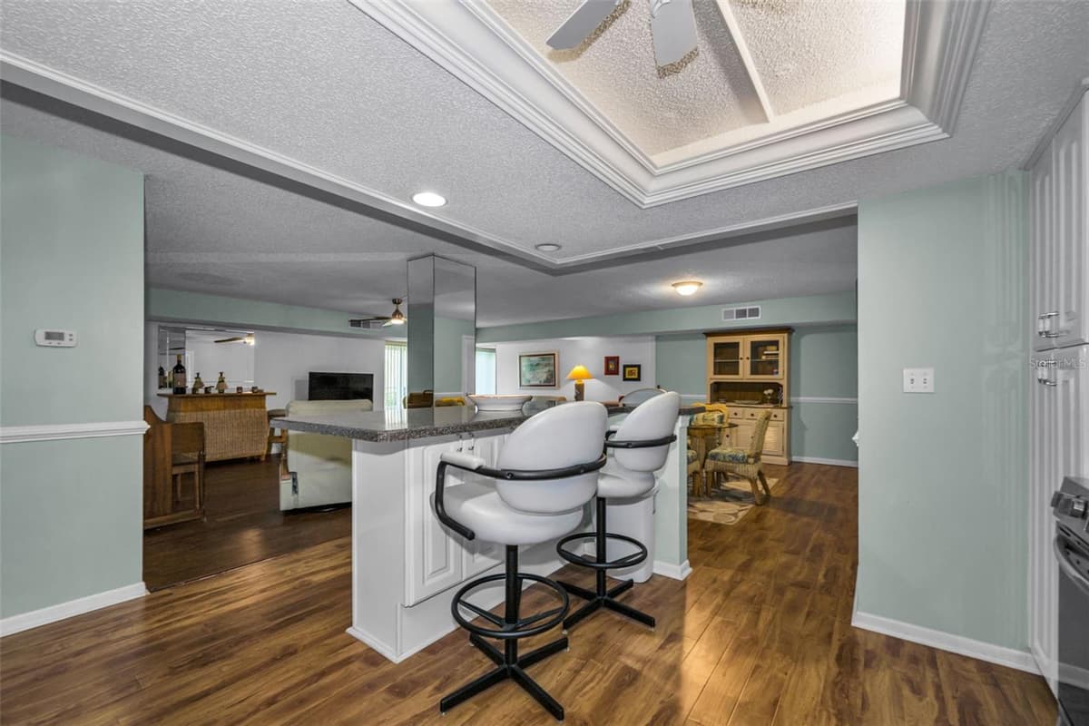 851 BAYWAY BOULEVARD — photo 16 of 77