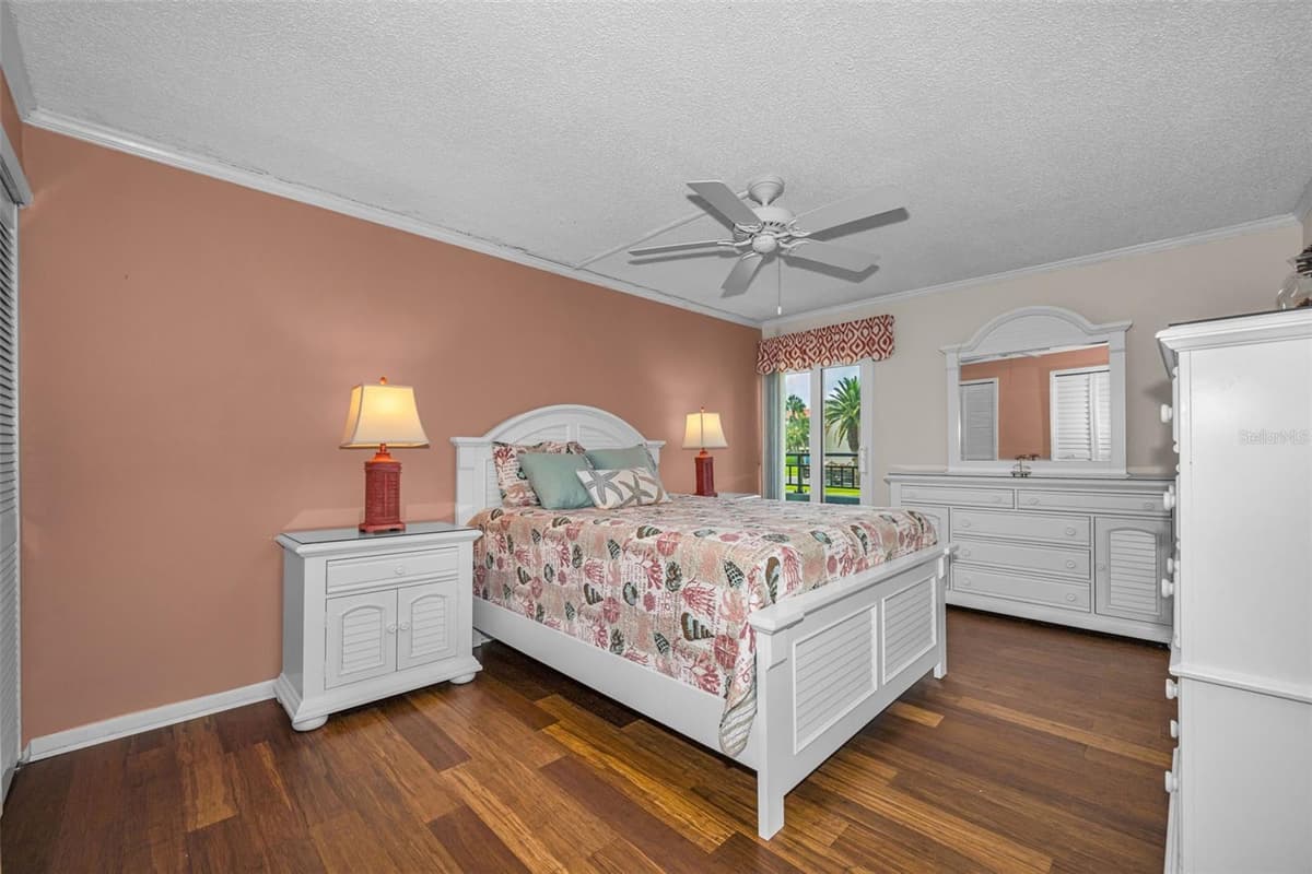 851 BAYWAY BOULEVARD — photo 17 of 77
