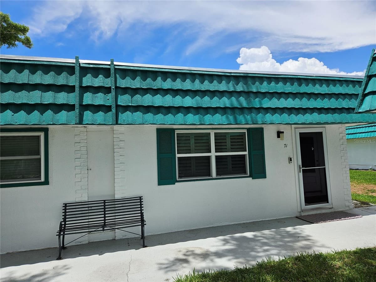 205 KINGS BLVD BOULEVARD — photo 1 of 47