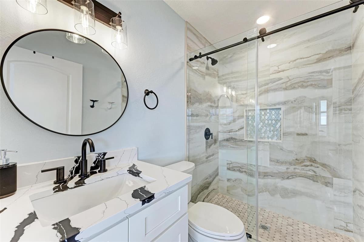 204 BAY DRIVE — photo 10 of 17