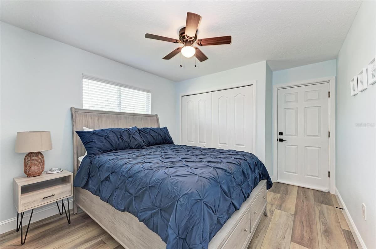204 BAY DRIVE — photo 17 of 17