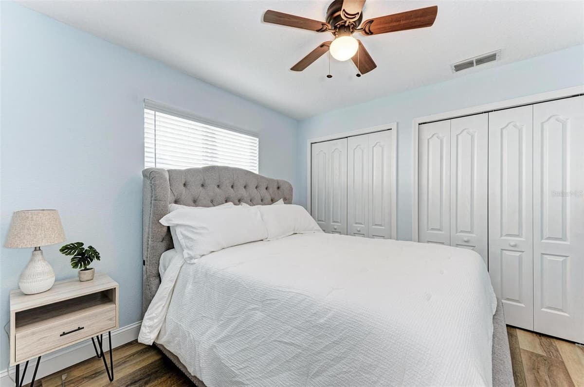 204 BAY DRIVE — photo 8 of 17