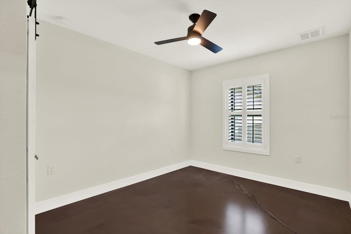 34370 RICHARDSON BOULEVARD — photo 33 of 54